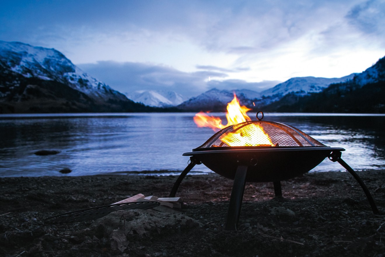 Winter barbecue on Ullswater